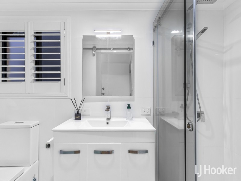 1 Roland Street, Clontarf QLD 4019