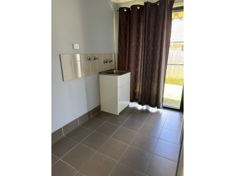 21 Hipwood Street, Morayfield QLD 4506