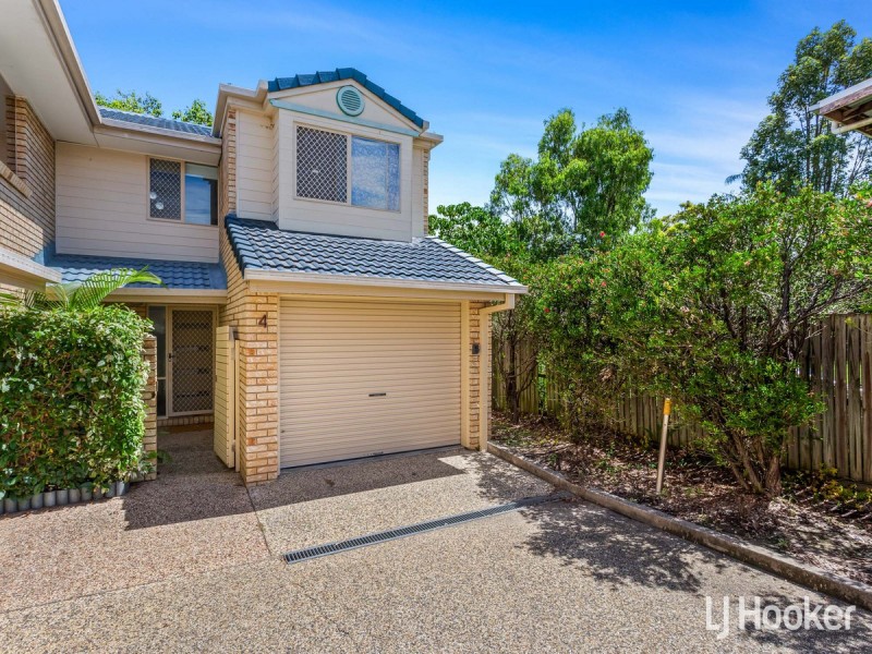 4/15 McNaughton Street, Redcliffe QLD 4020