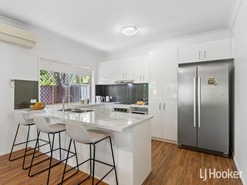 4/15 McNaughton Street, Redcliffe QLD 4020