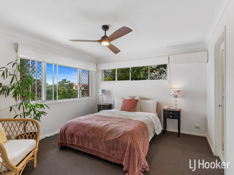 4/15 McNaughton Street, Redcliffe QLD 4020