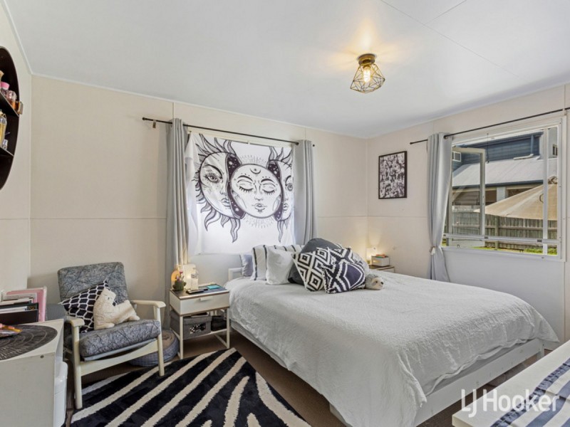 17A Bank Street, Margate QLD 4019