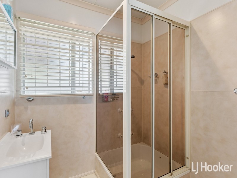 28 Livermore Street, Redcliffe QLD 4020