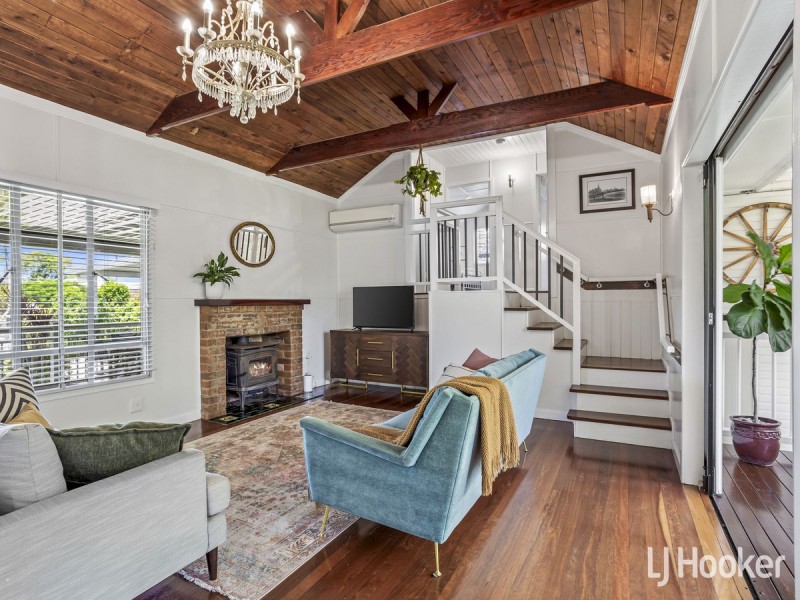 337 Scarborough Road, Scarborough QLD 4020