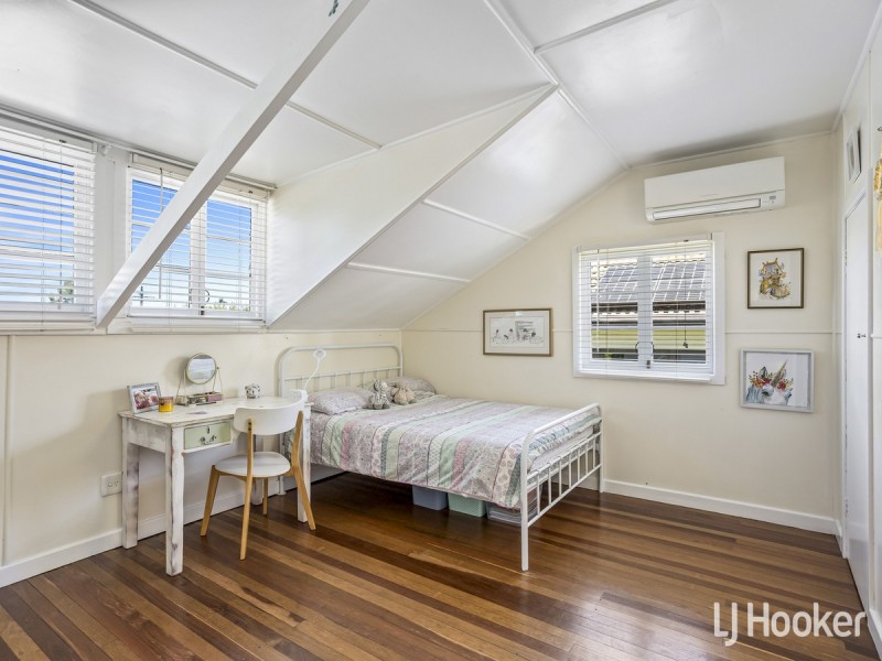 337 Scarborough Road, Scarborough QLD 4020