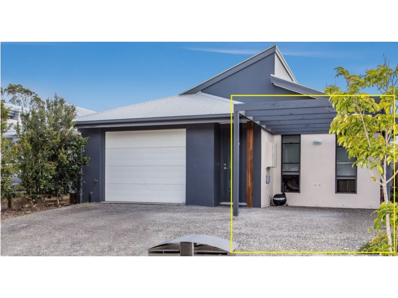 2/80 Jones Street, Rothwell QLD 4022