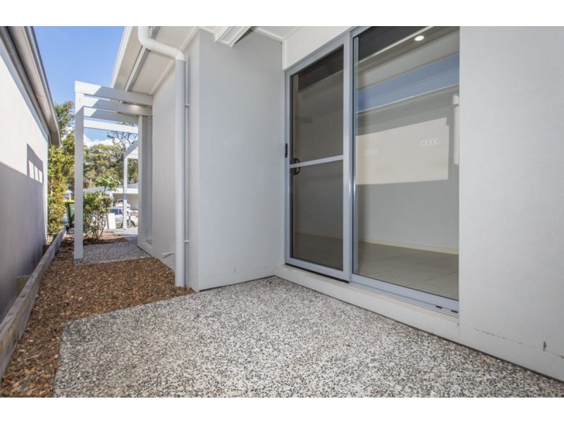 2/80 Jones Street, Rothwell QLD 4022