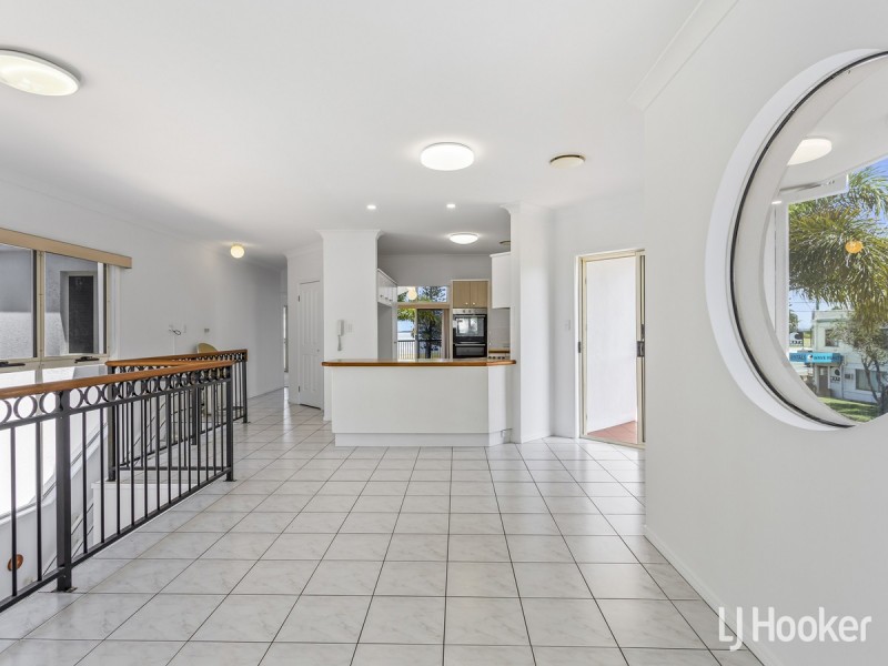 162 Hornibrook Esplanade, Clontarf QLD 4019