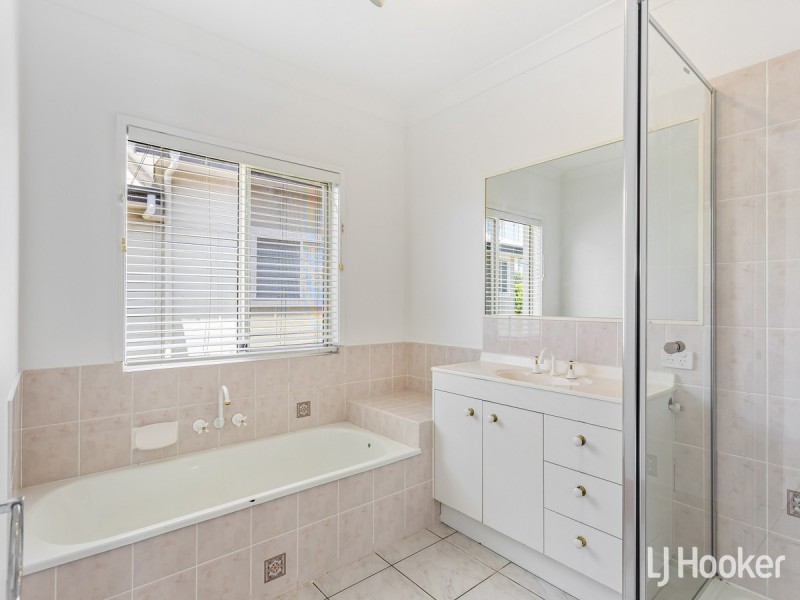 162 Hornibrook Esplanade, Clontarf QLD 4019