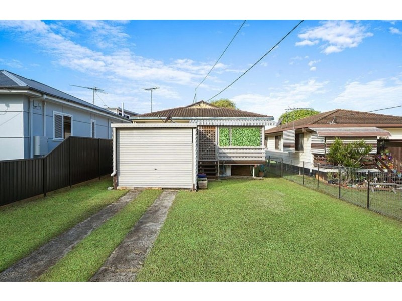 12A Tilley Street, Redcliffe QLD 4020