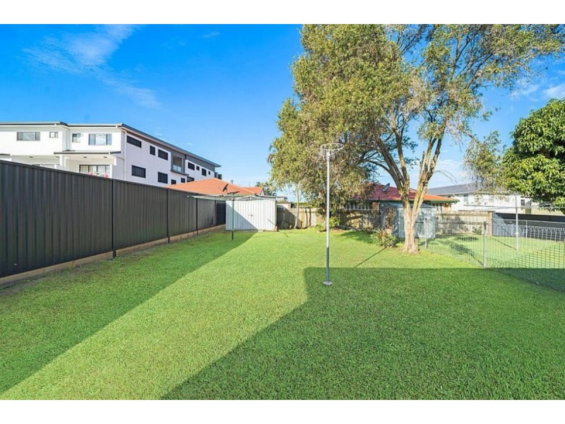 12A Tilley Street, Redcliffe QLD 4020