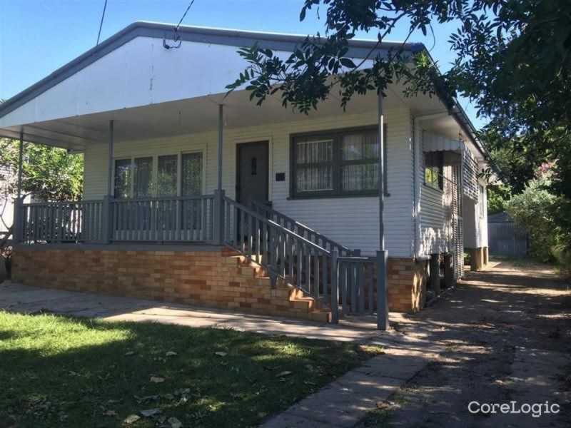 43 Ellen Street, Woody Point QLD 4019