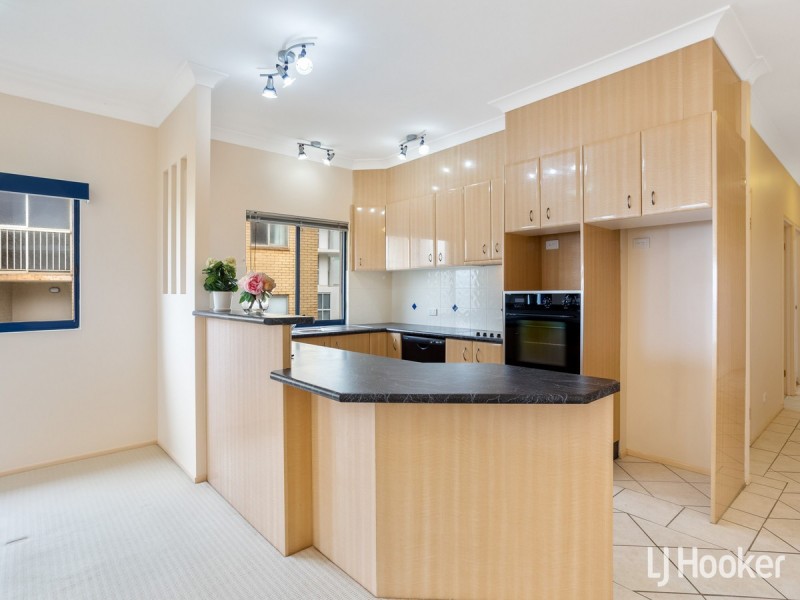 13/93 Marine Parade, Redcliffe QLD 4020