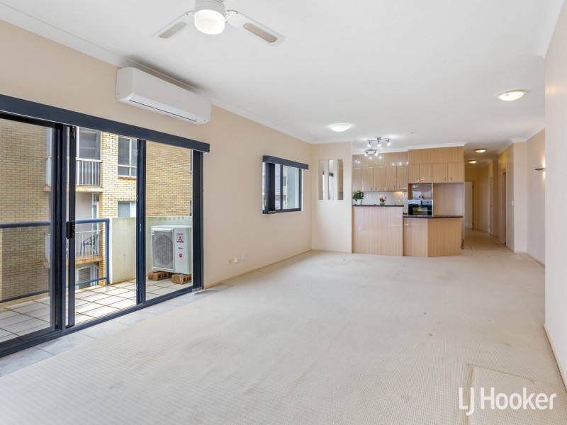 13/93 Marine Parade, Redcliffe QLD 4020