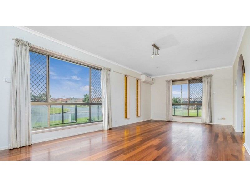1 Drysdale Street, Rothwell QLD 4022