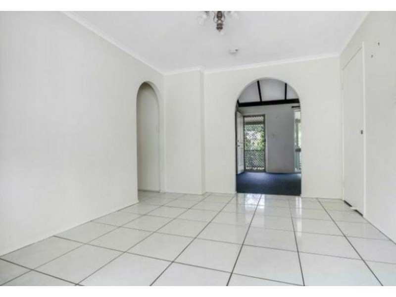 11 Dumbarton Drive, Kallangur QLD 4503