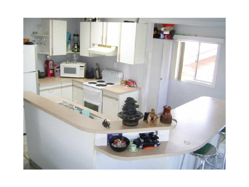 16 Frank Street, Scarborough QLD 4020