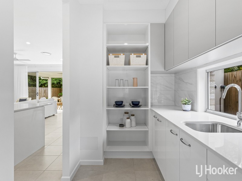 8 Manley Street, Redcliffe QLD 4020