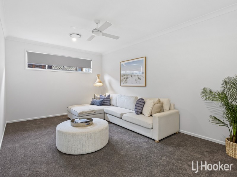 8 Manley Street, Redcliffe QLD 4020