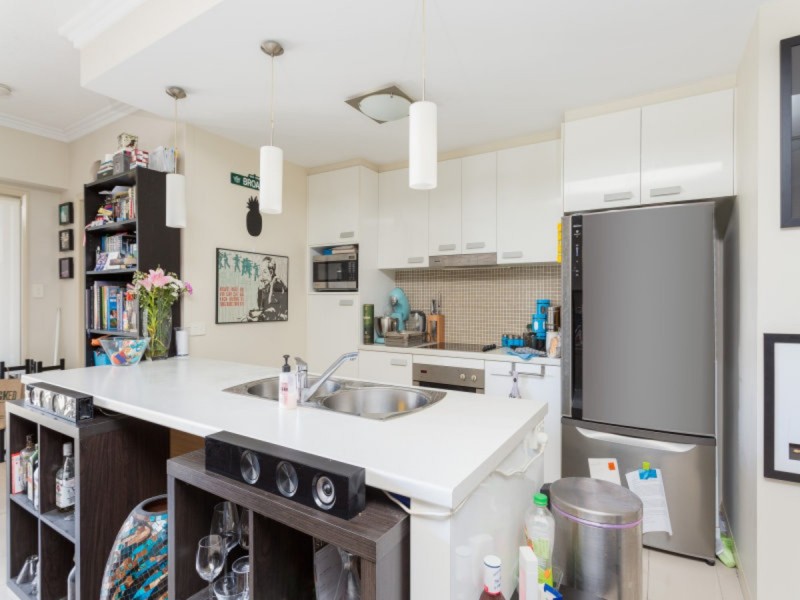 2/1-3 Sydney Street, Redcliffe QLD 4020