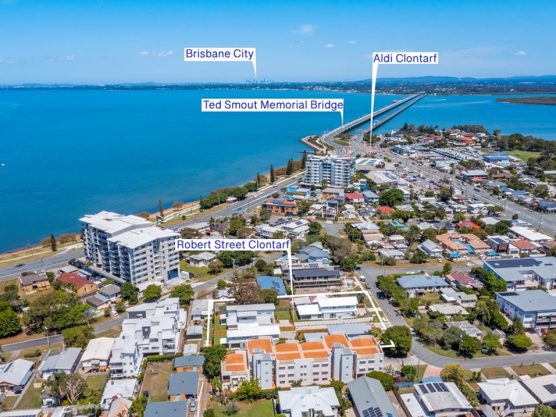 16 Robert Street, Clontarf QLD 4019