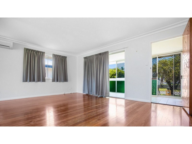 26 Crawford Street, Redcliffe QLD 4020