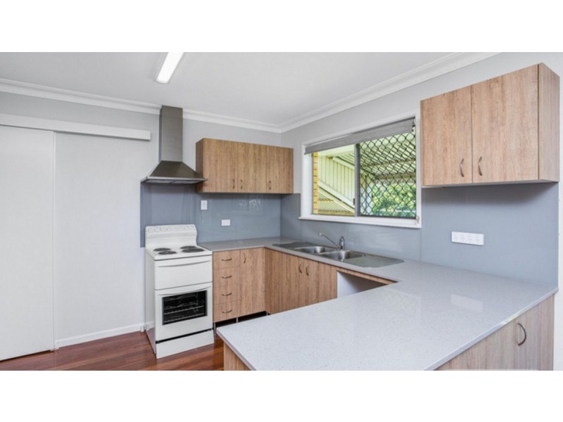 26 Crawford Street, Redcliffe QLD 4020
