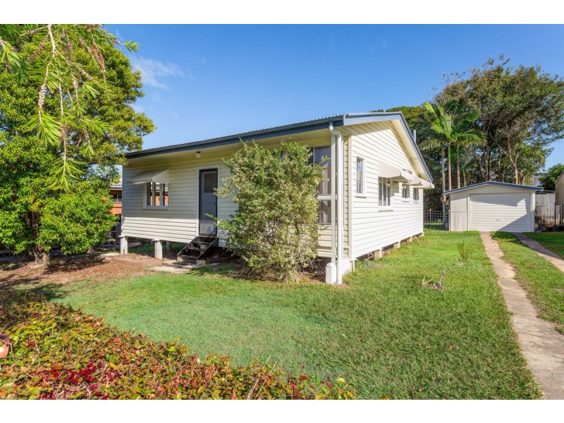 12 Ralph Street, Clontarf QLD 4019