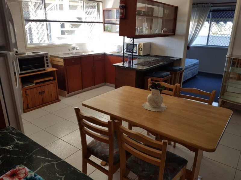 1/18 Alkooie Avenue, Clontarf QLD 4019