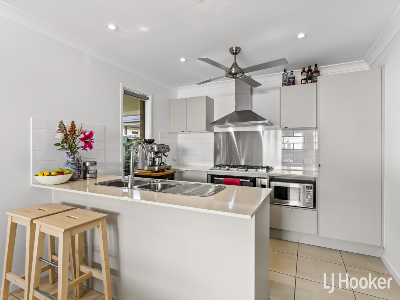 48 Promenade Circuit, Rothwell QLD 4022