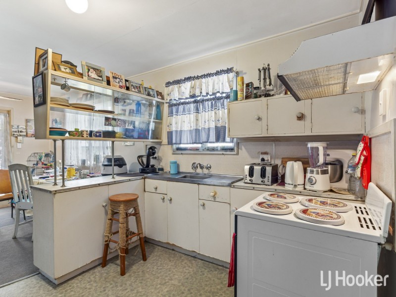 2a Samuel Street, Woody Point QLD 4019