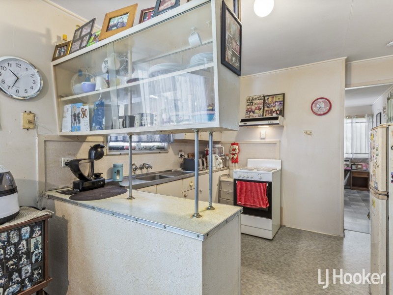 2a Samuel Street, Woody Point QLD 4019