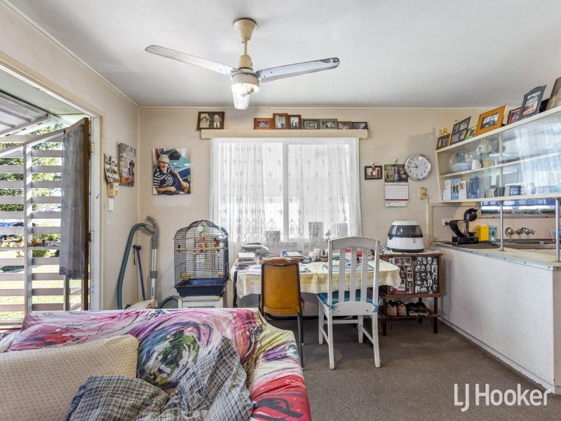 2a Samuel Street, Woody Point QLD 4019