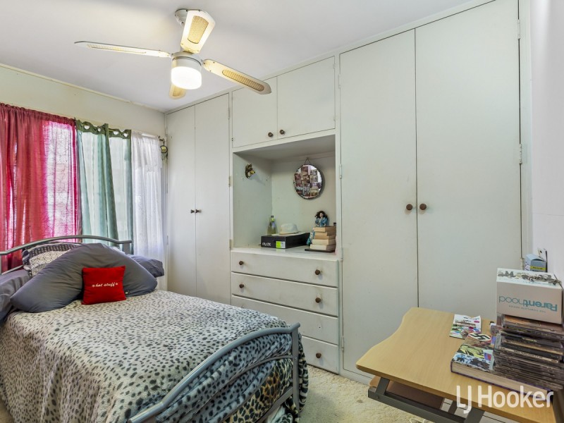 2a Samuel Street, Woody Point QLD 4019