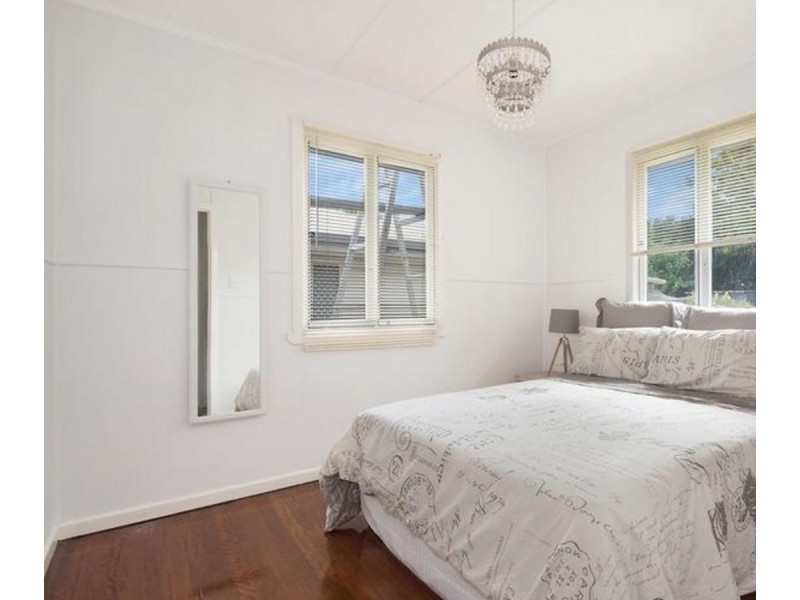 48 Agnew Street, Sandgate QLD 4017