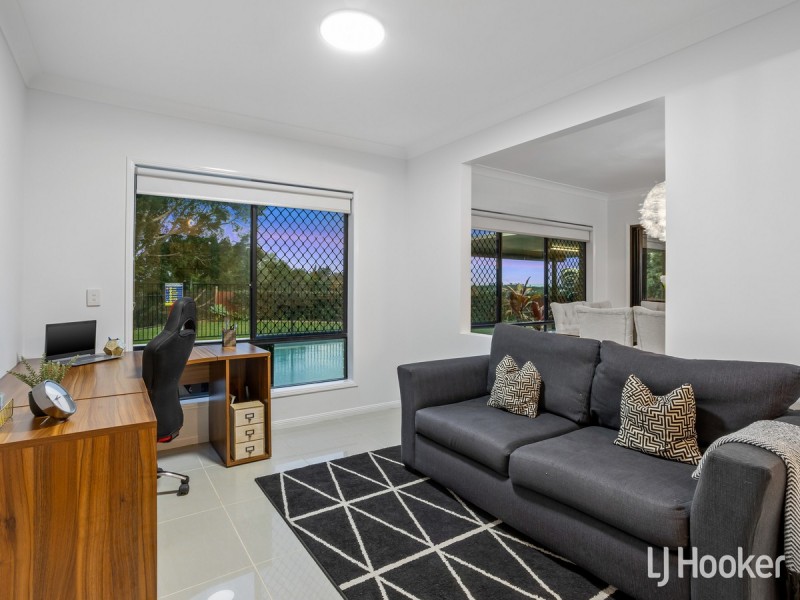 8 Hirsch Court, North Lakes QLD 4509