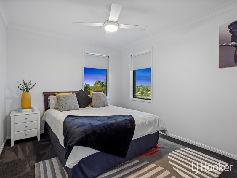 8 Hirsch Court, North Lakes QLD 4509