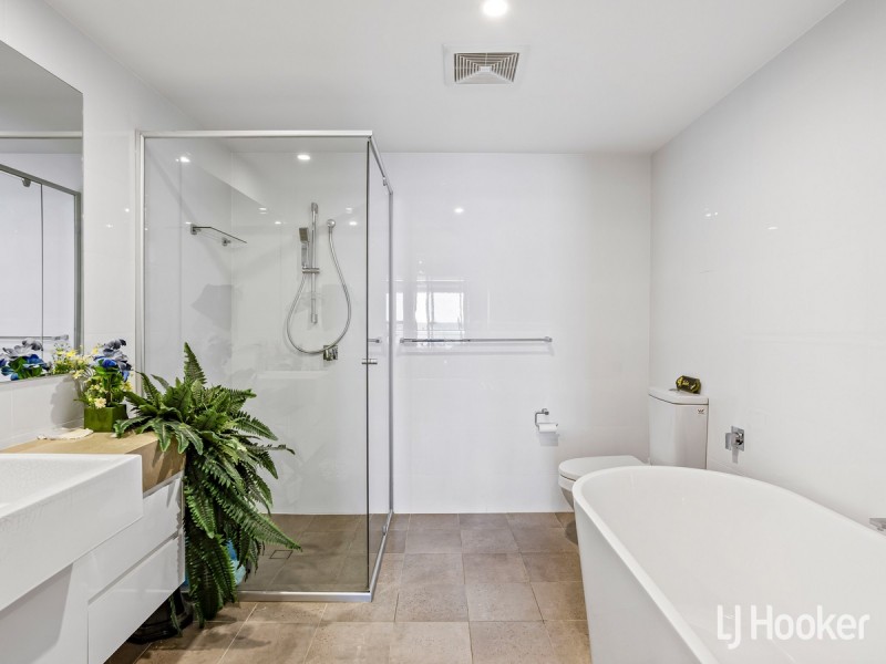 5/24 Prince Edward Parade, Redcliffe QLD 4020