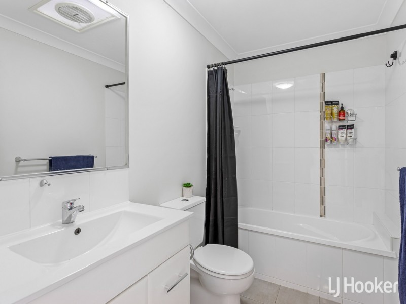 17/238 Young Road, Narangba QLD 4504