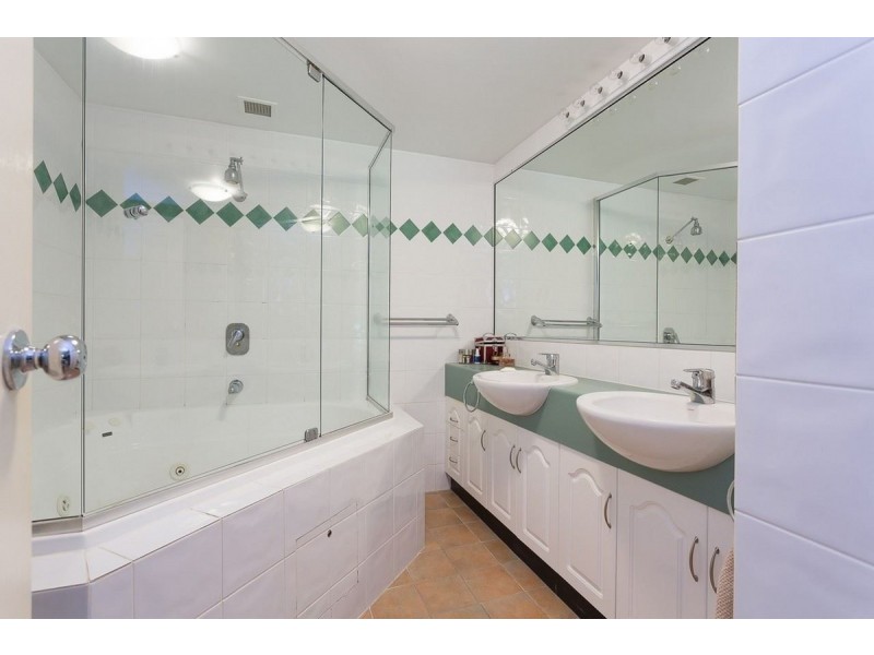 7/94-98 Prince Edward Parade, Redcliffe QLD 4020