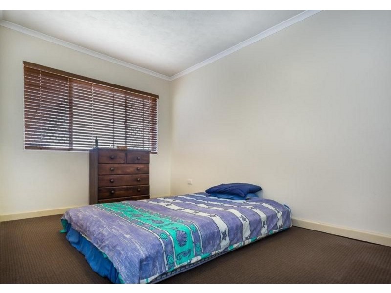 1/8 Ellen Street, Woody Point QLD 4019