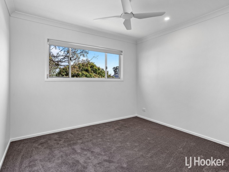 16 Robert Street, Clontarf QLD 4019