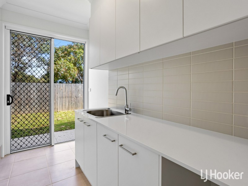 16 Robert Street, Clontarf QLD 4019
