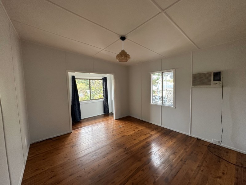 18 Long Street, Clontarf QLD 4019