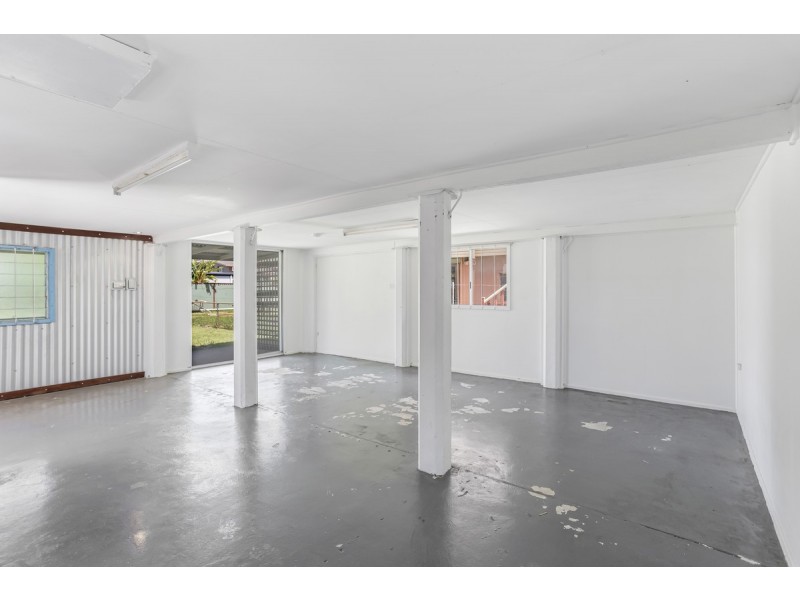 98 Sportsground Street, Redcliffe QLD 4020