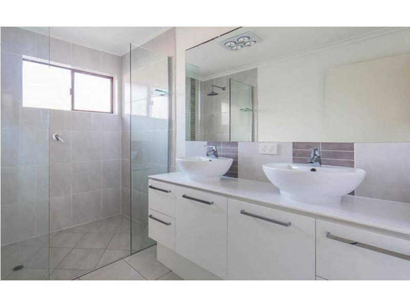 30 Watson Street, Clontarf QLD 4019