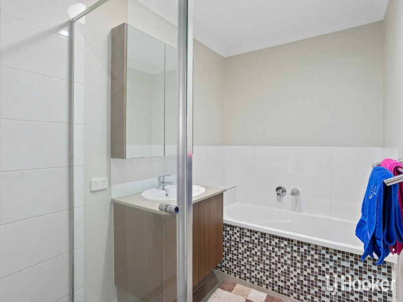 4 Chalk Circuit, North Lakes QLD 4509