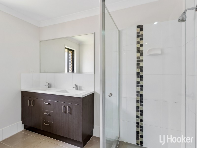 7 Mount View Crescent, Narangba QLD 4504