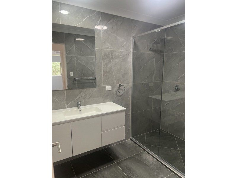 1/11 Lady Bowen Parade, Rothwell QLD 4022