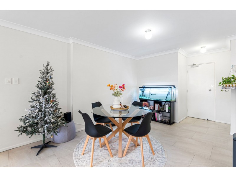 8/7 Shields Street, Redcliffe QLD 4020